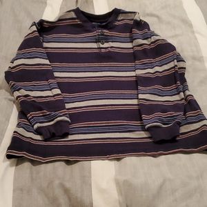 Long sleeve Henly style shirt